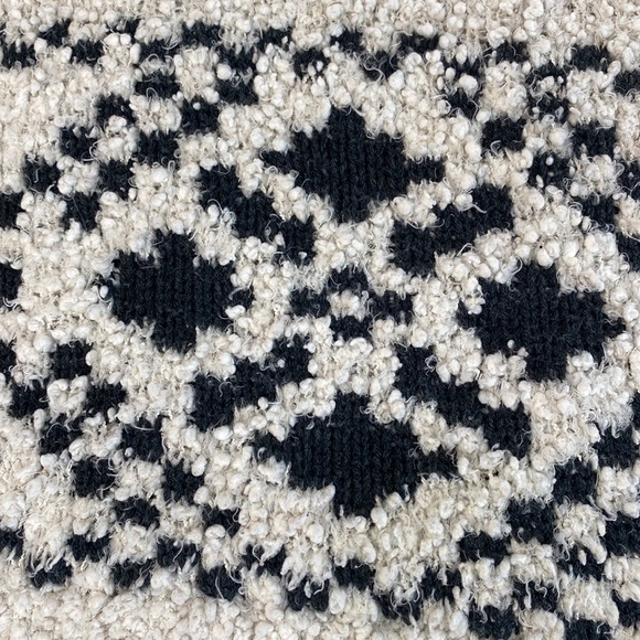 Hippie Rose Geometric Patterned Sweater, Cropped, White, Black Detail, Medium - Picture 4 of 9